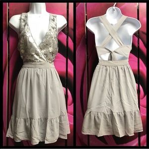 ❣️Sale was $45 down sizing❣️ Surpliced (wrap illusion) dress